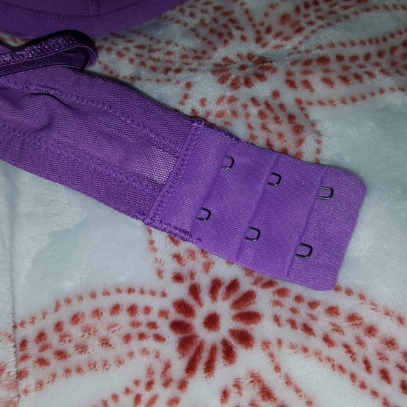 Bra - Picture 4 of 4